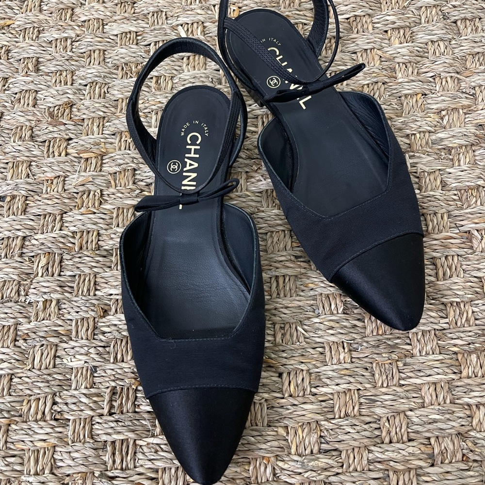 Chanel bow ankle strap flat